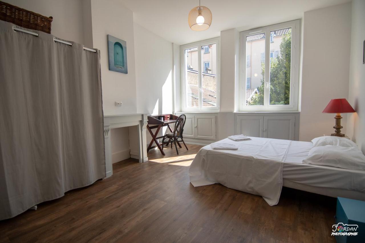 Hyper Centre - 3 Chambres - Gare - Wifi - Cosy Bourg-en-Bresse Bagian luar foto