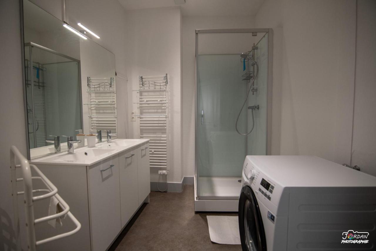 Hyper Centre - 3 Chambres - Gare - Wifi - Cosy Bourg-en-Bresse Bagian luar foto