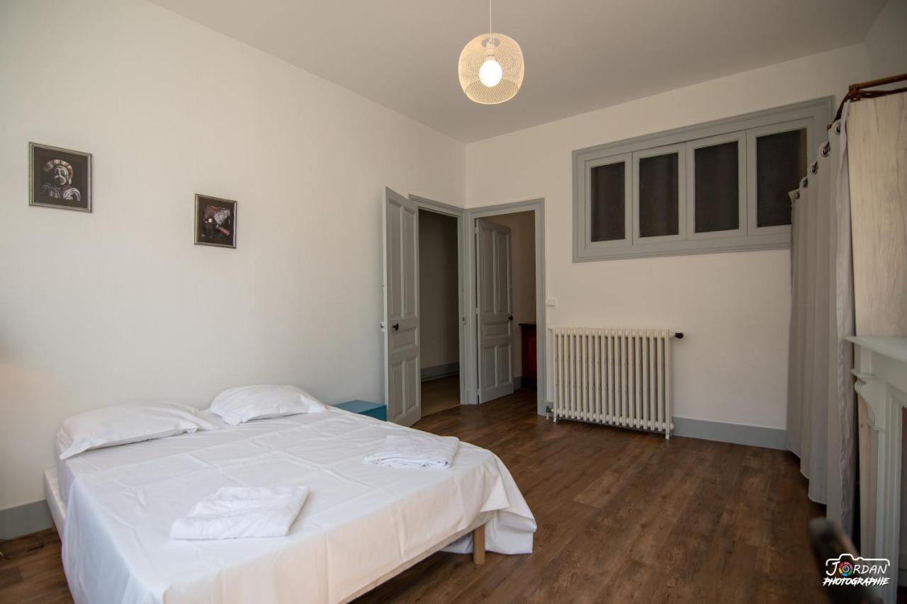 Hyper Centre - 3 Chambres - Gare - Wifi - Cosy Bourg-en-Bresse Bagian luar foto