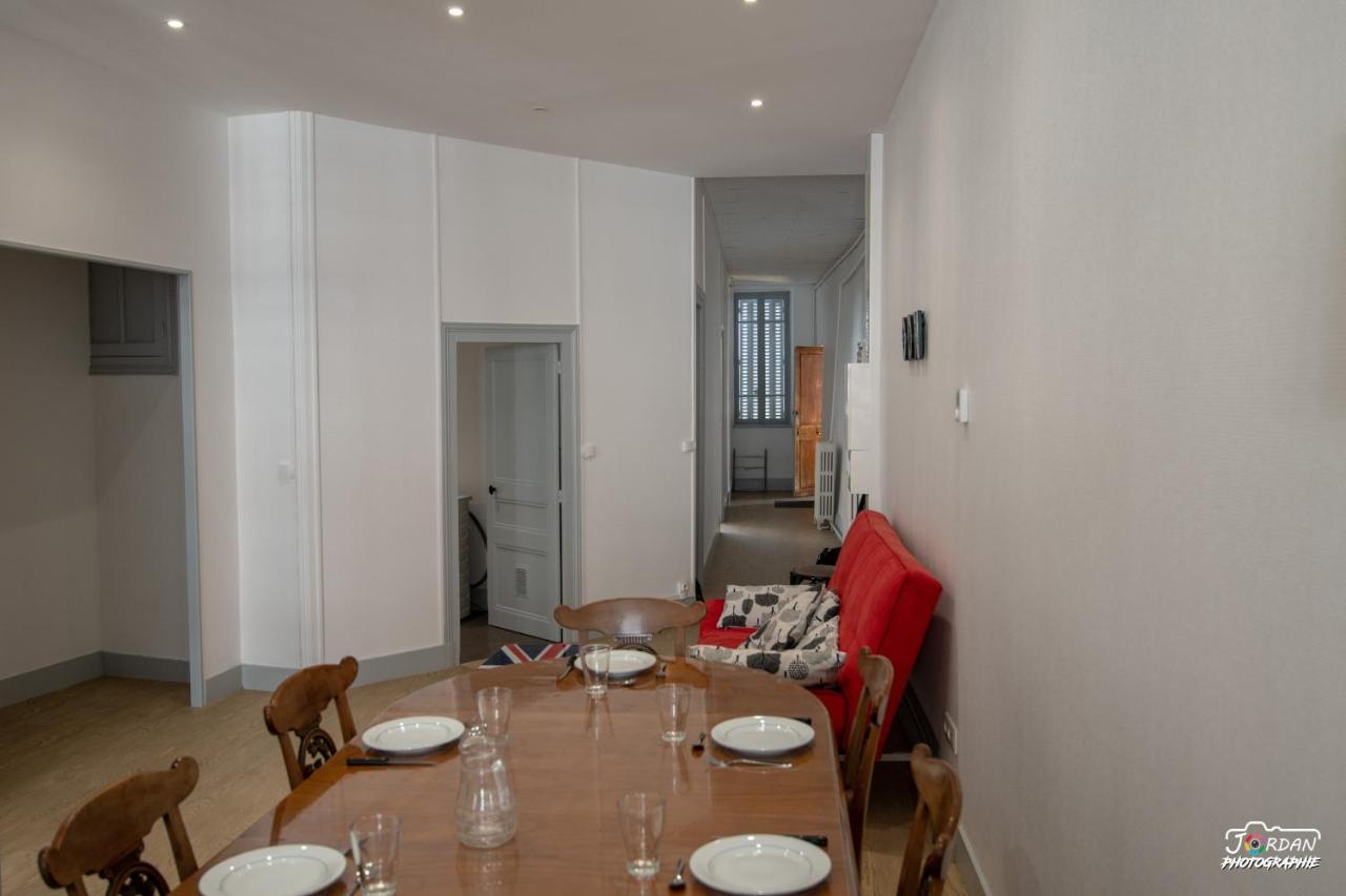 Hyper Centre - 3 Chambres - Gare - Wifi - Cosy Bourg-en-Bresse Bagian luar foto