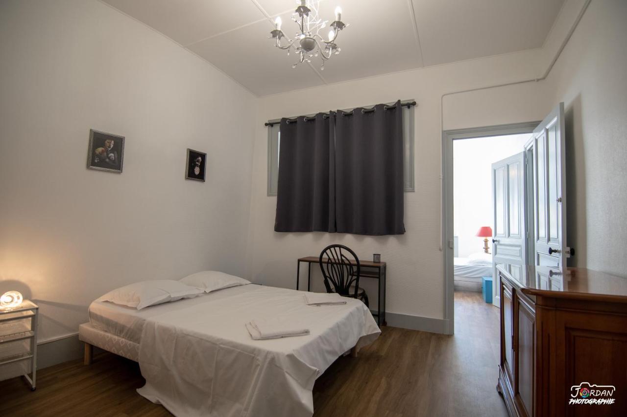 Hyper Centre - 3 Chambres - Gare - Wifi - Cosy Bourg-en-Bresse Bagian luar foto