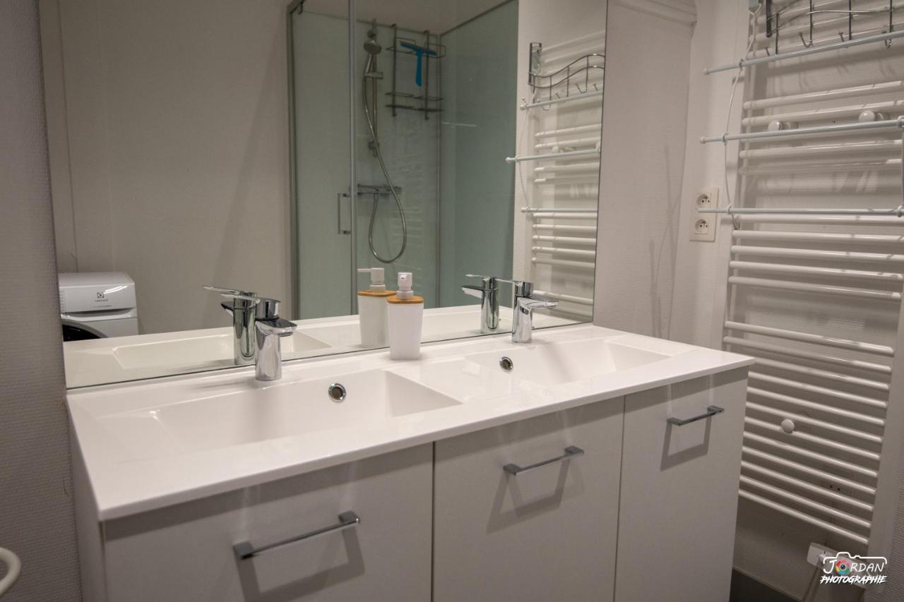 Hyper Centre - 3 Chambres - Gare - Wifi - Cosy Bourg-en-Bresse Bagian luar foto