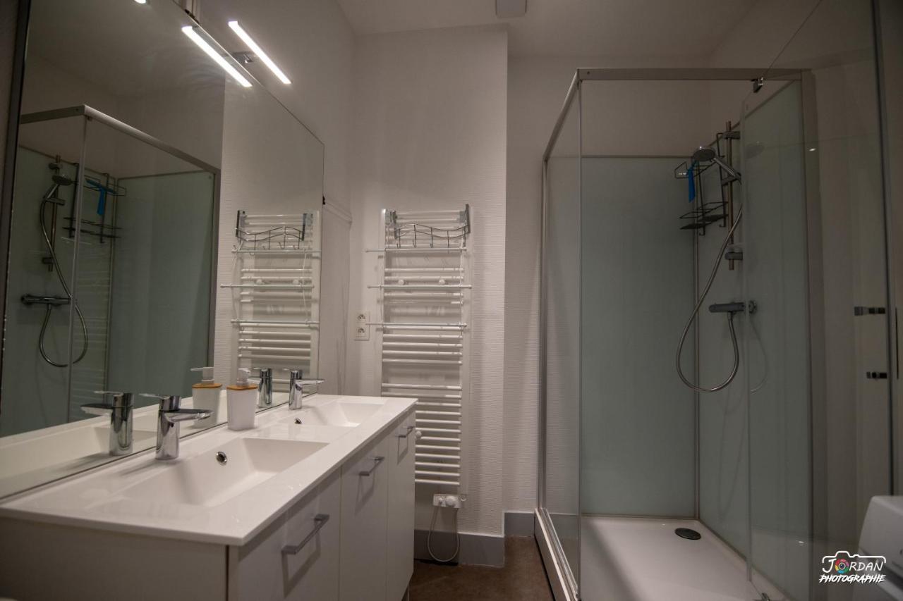 Hyper Centre - 3 Chambres - Gare - Wifi - Cosy Bourg-en-Bresse Bagian luar foto