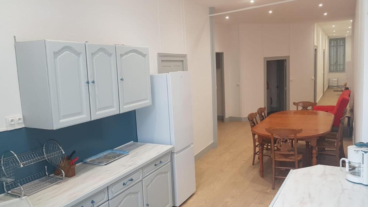 Hyper Centre - 3 Chambres - Gare - Wifi - Cosy Bourg-en-Bresse Bagian luar foto
