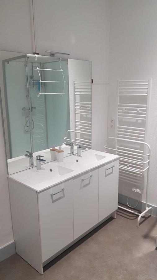 Hyper Centre - 3 Chambres - Gare - Wifi - Cosy Bourg-en-Bresse Bagian luar foto