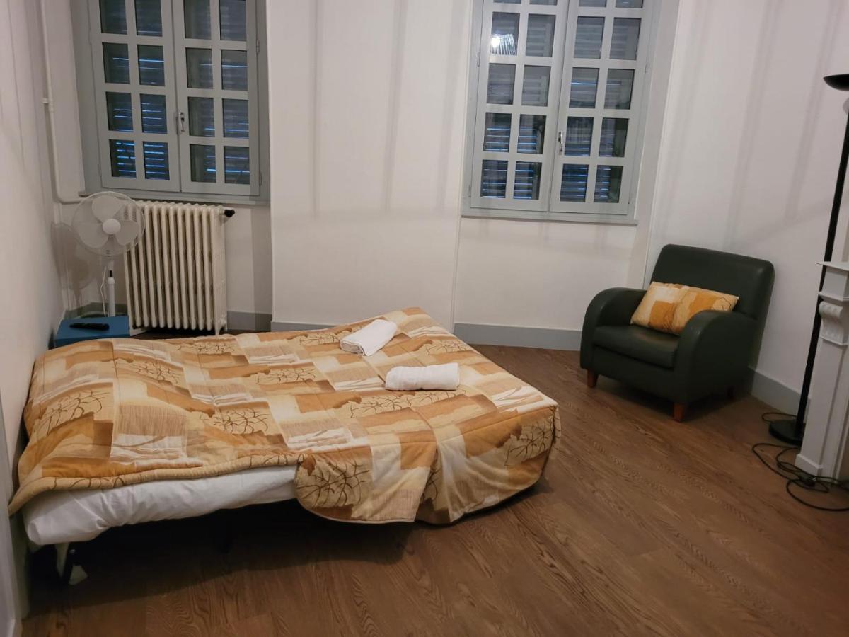 Hyper Centre - 3 Chambres - Gare - Wifi - Cosy Bourg-en-Bresse Bagian luar foto